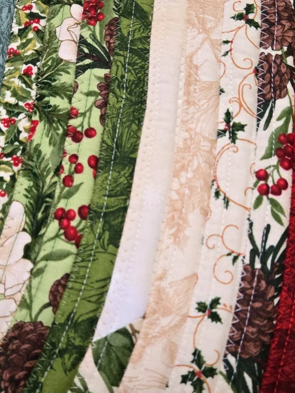 Christmas Print Jelly Roll Oval Rug